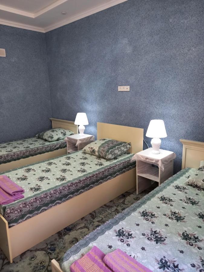 Lion Guest House Buxoro Bilik gambar