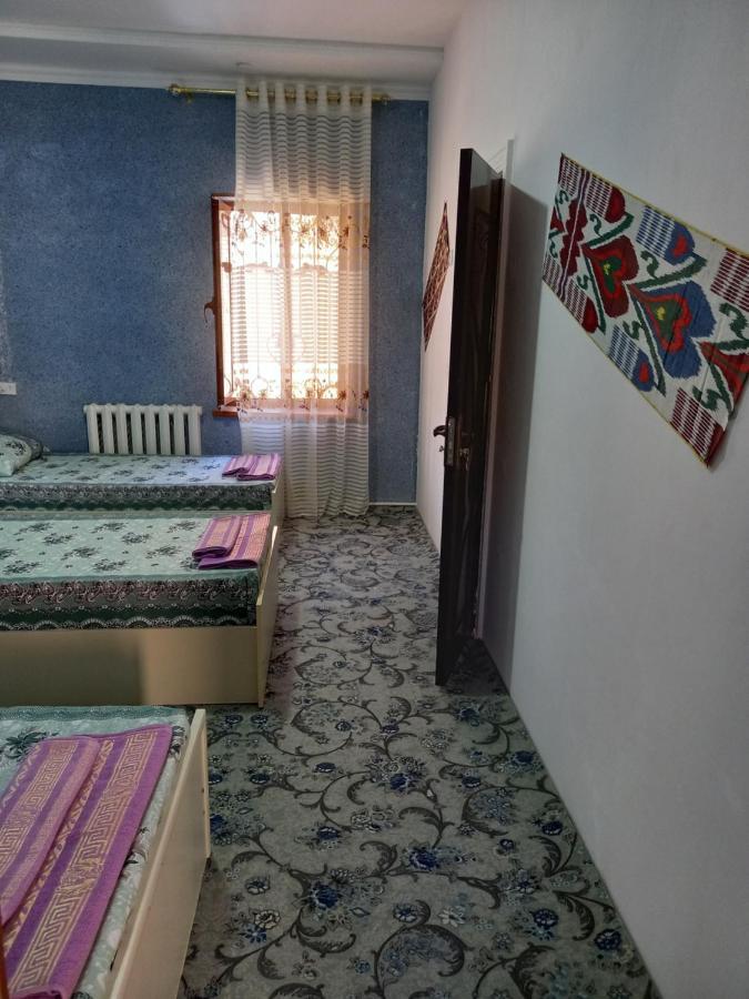 Lion Guest House Buxoro Bilik gambar