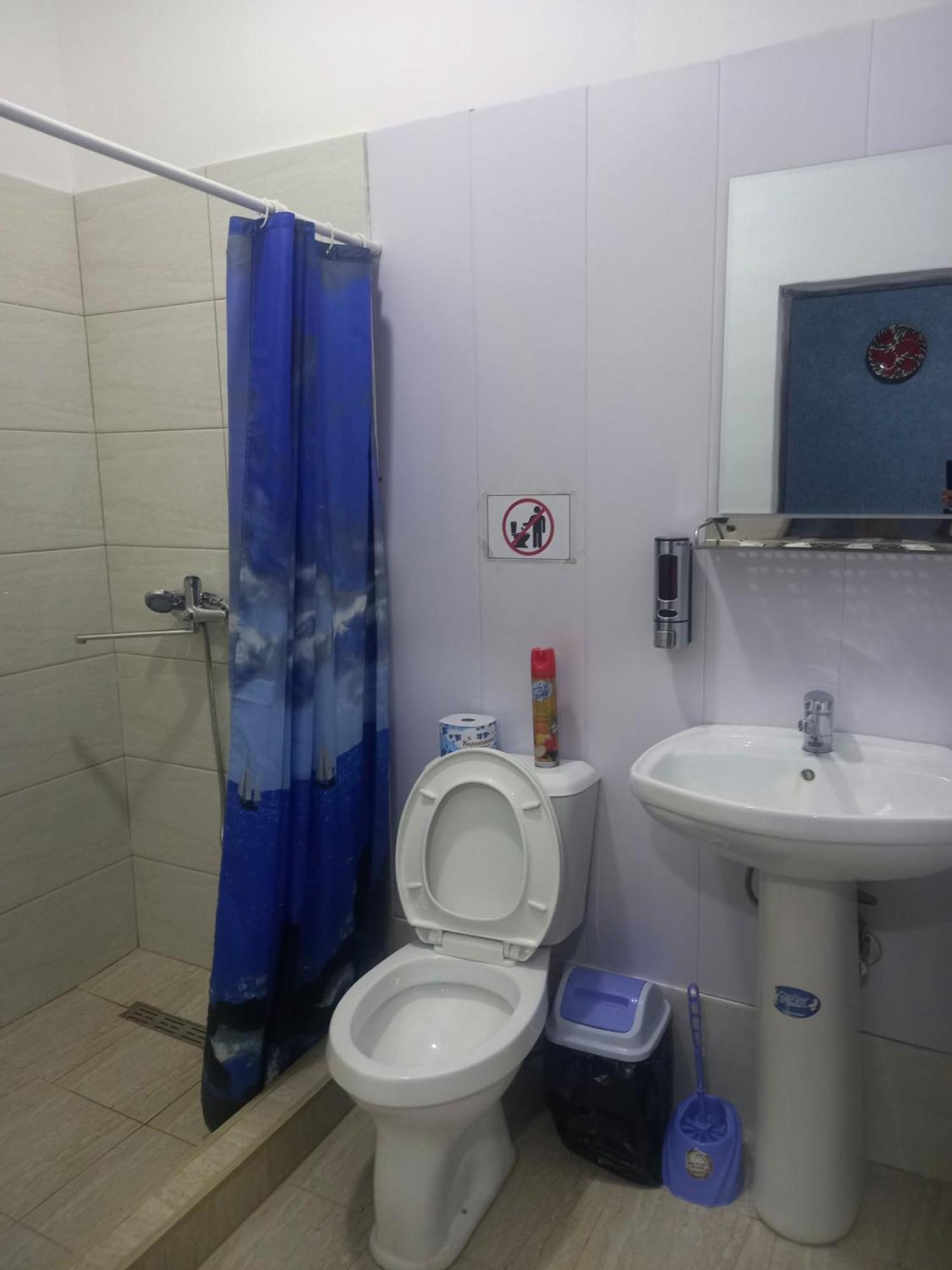 Lion Guest House Buxoro Bilik gambar